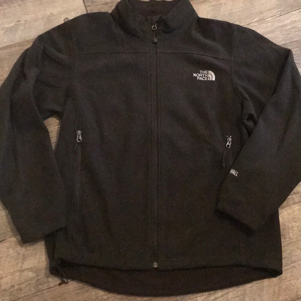 The North Face “wind Wall” men’s jacket (Medium)